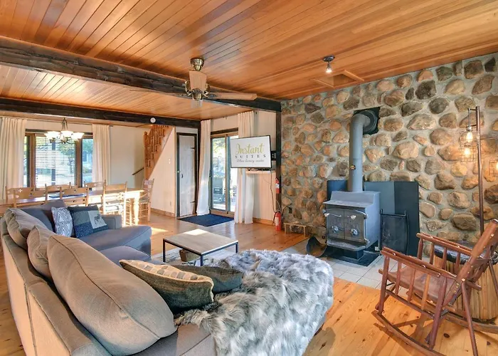 The Woodland Cabin By Instant Suites - Old Village Mont-Tremblant